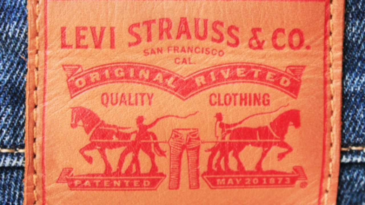 Coverage: Levi Strauss goes public 